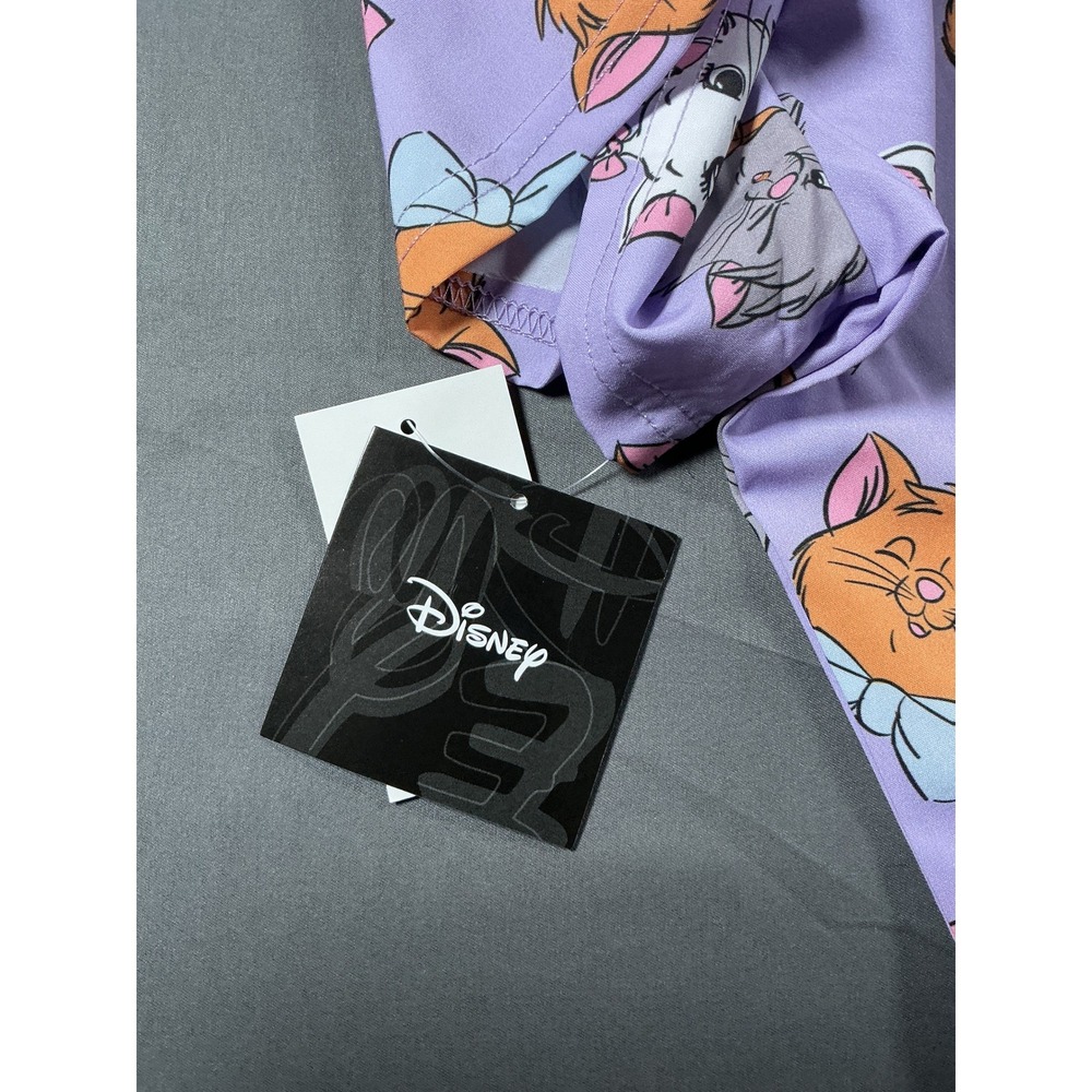 Disney Aristocats Womens Scrub Top Lavender Marie Cat V-Neck Size M New - Picture 11 of 12